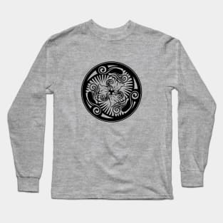 Sleeping kittens in celtic style, black Long Sleeve T-Shirt